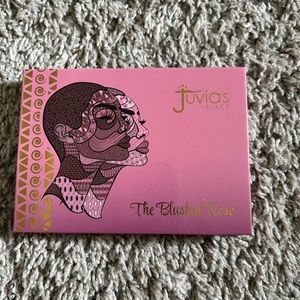 Juvias place the blushed rose palette